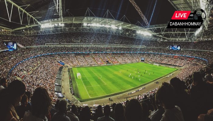 Nước Anh có bao nhiêu sân bóng đá? Sân nào nổi tiếng nhất?